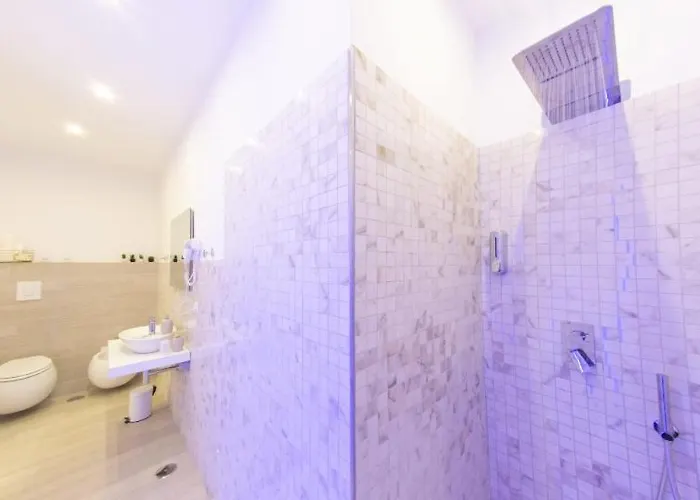 Le Stanze In Centro בית הארחה נאפולי